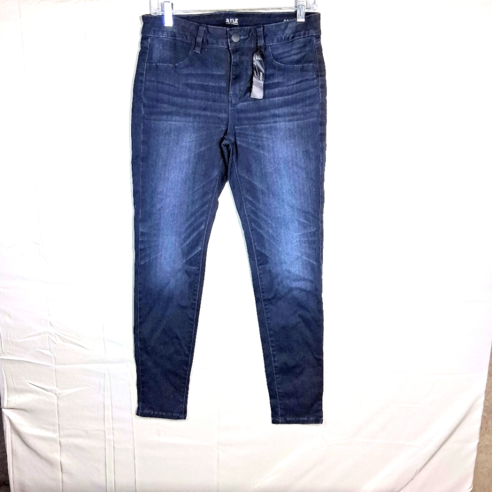 a.n.a. Women's Size 29/4 Dark Blue Comfort Stretch Denim Jeggings/Jeans